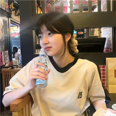 天降女子!～女孩子从2楼…掉了下来!